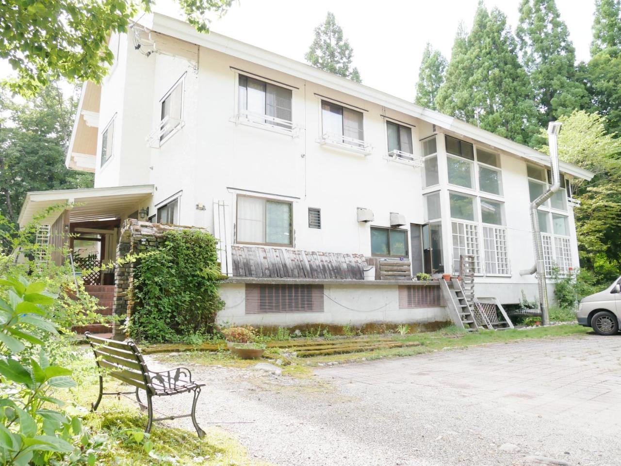 Hareruya Bed & Breakfast Hakuba Bagian luar foto